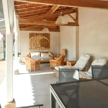 Maison Spacieuse A Avec Jardin Holiday home *